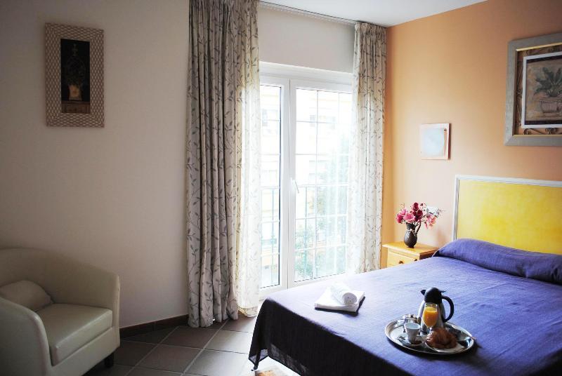 Hotel Maria Cristina La Cala Del Moral Стая снимка