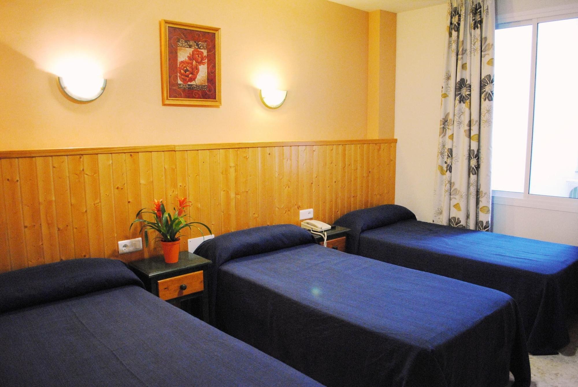 Hotel Maria Cristina La Cala Del Moral Стая снимка